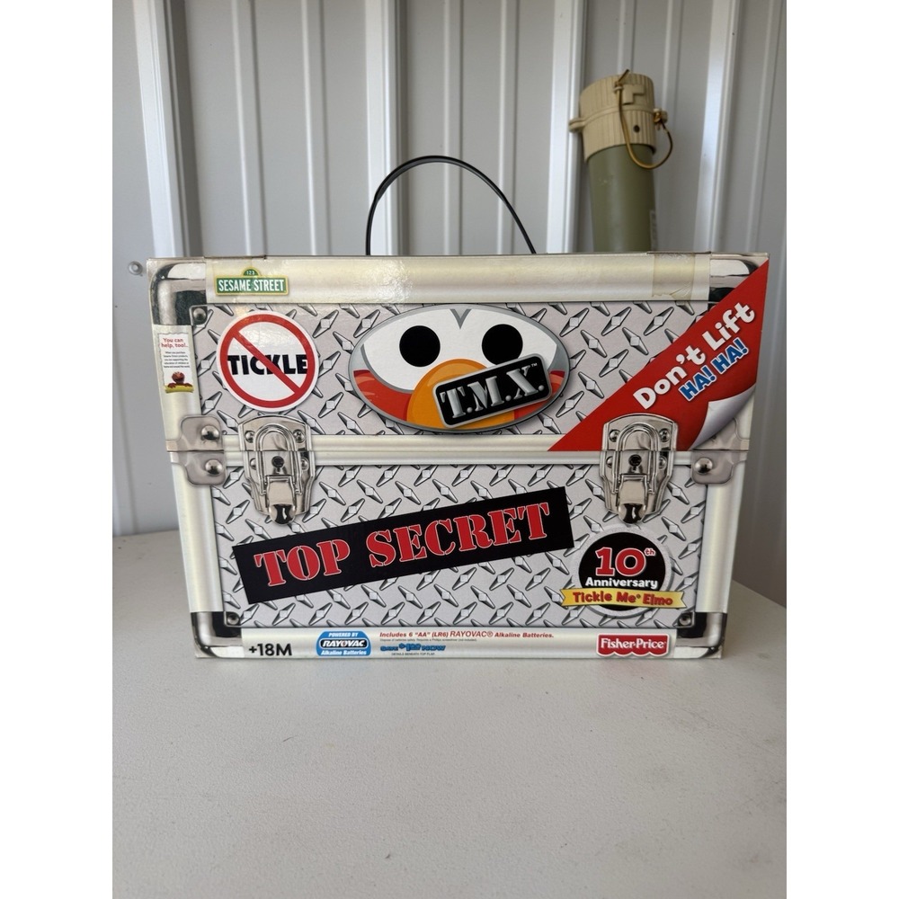 Fisher Price TICKLE ME ELMO TMX doll Top Secret 10th Anniversary New in Box